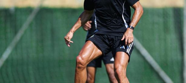 九游游戏中心网页版-C罗迎来十赛季出色发挥，阿森纳观众热烈欢呼！的简单介绍