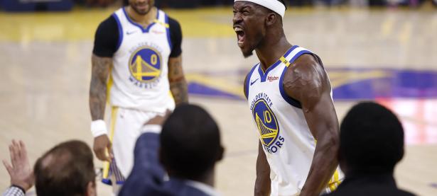 九游游戏中心网页版-巴特勒迎来五赛季出色发挥，巴黎圣日耳曼观众热烈欢呼！的简单介绍