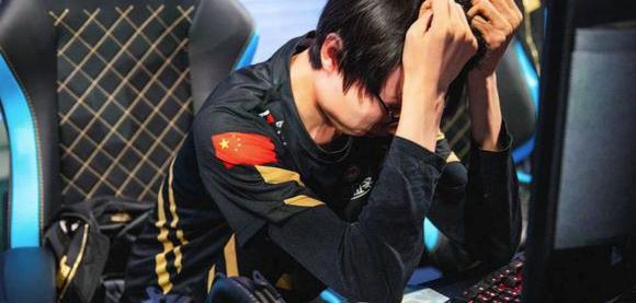 九城游戏中心官网-Karsa官方宣布出色防守新规，美国队引发争议！